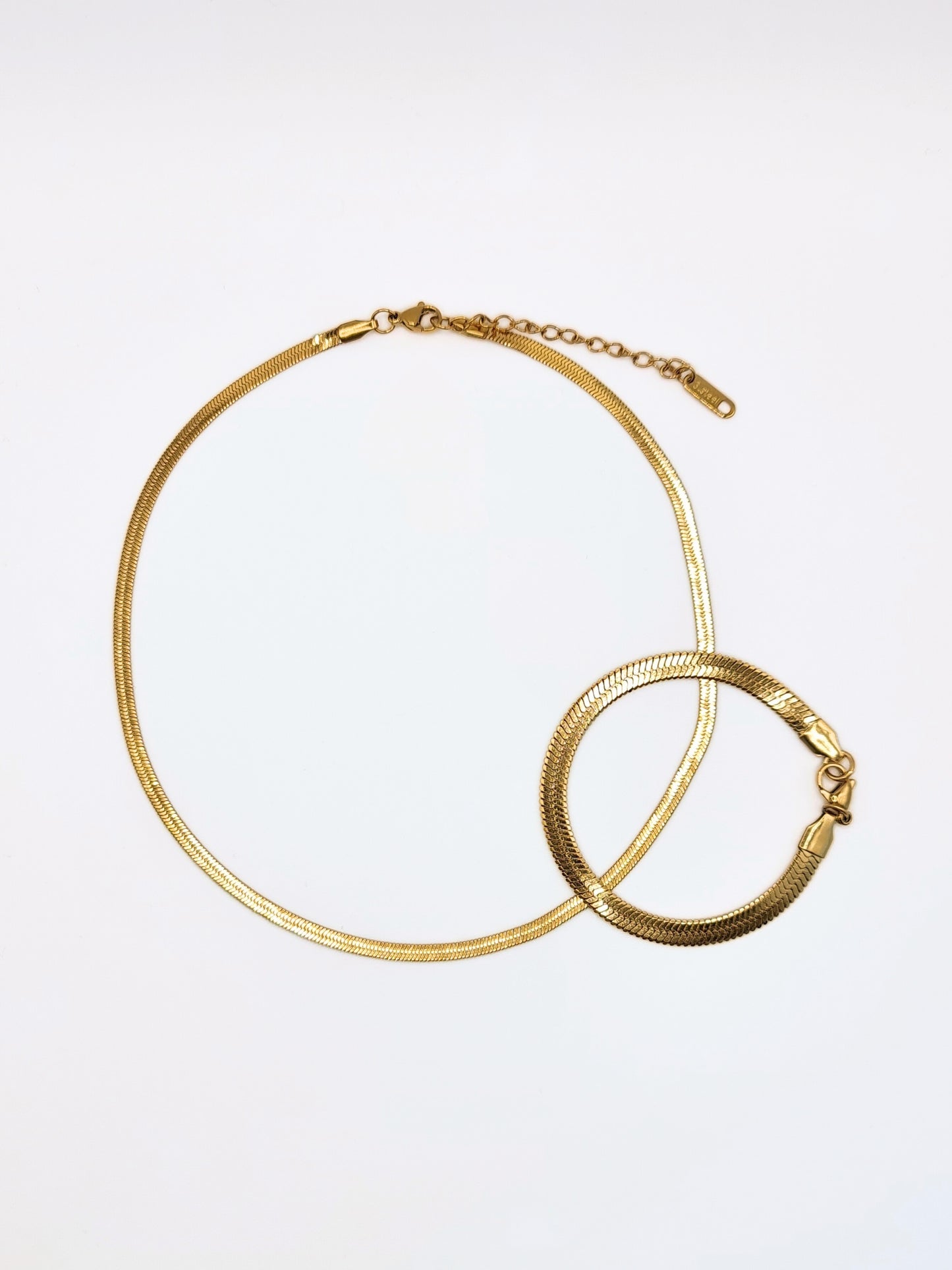 The Mamba Set 18k Gold Plated Stainless Steel Snake Chain Necklace and Bracelet Co-ord.
