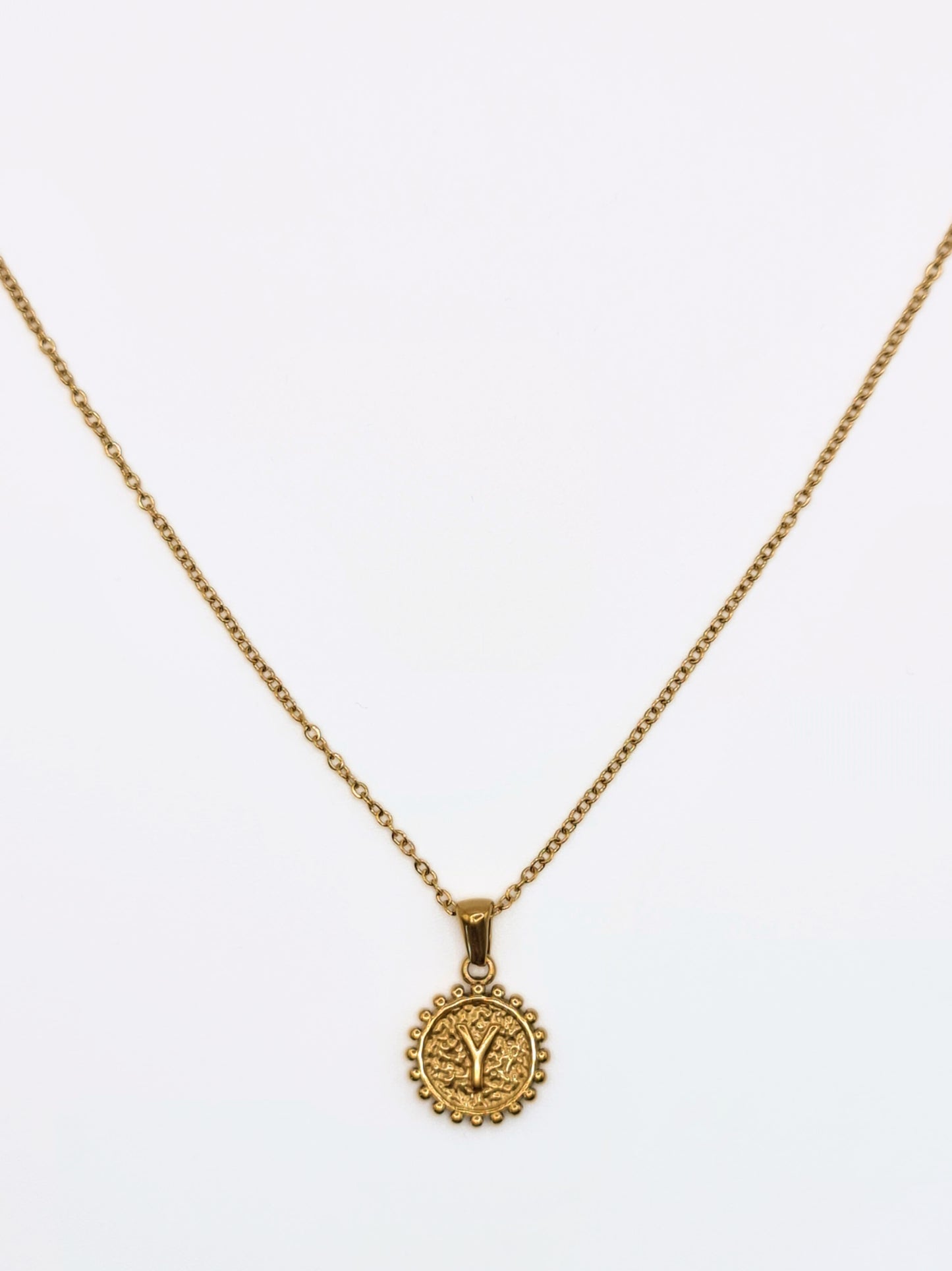 The Bali Collection 'Y' Initial 18k Gold Plated Stainless Steel Ball Trim Pendant Necklace.
