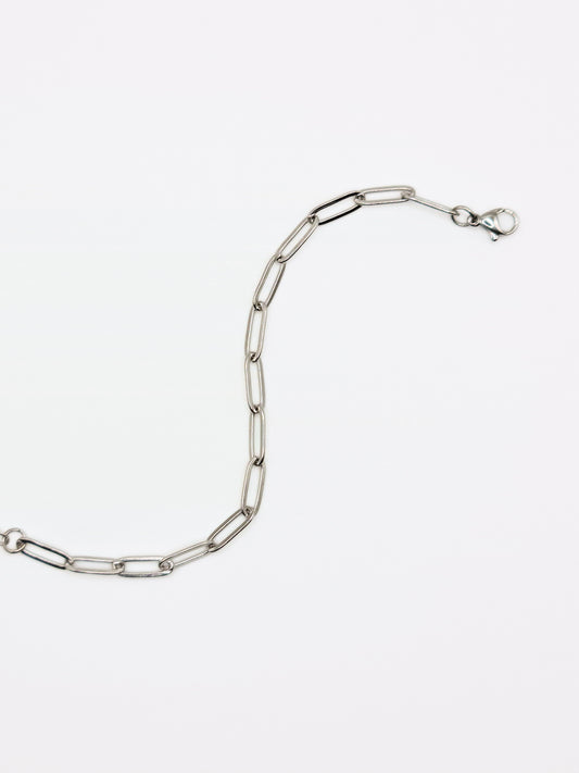 The Poppy Silver Finish Tarnish-Free Paperclip Chain Bracelet