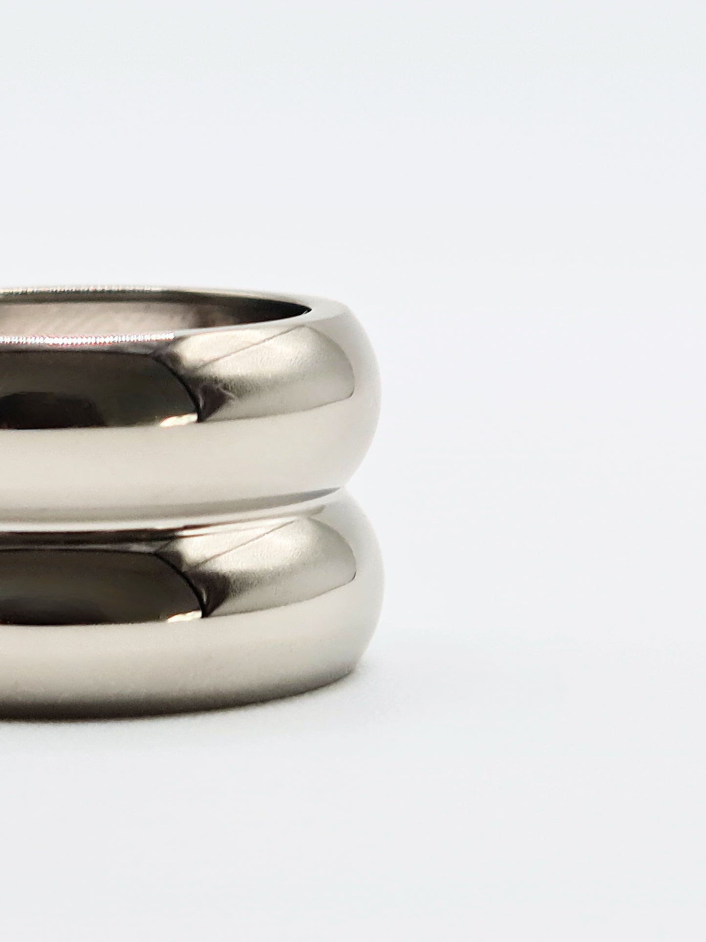 The Barrel Silver Finish Tarnish-Free Ridged Band Ring