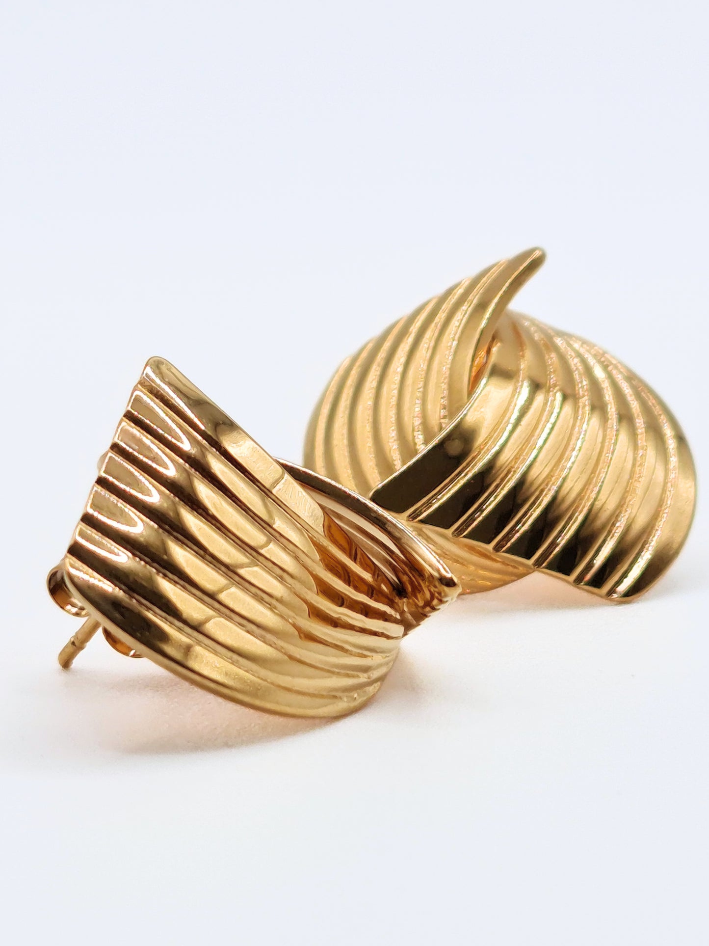 The Curlew 18k Gold Plated Tarnish-Free Statement Crossover Stud Earrings
