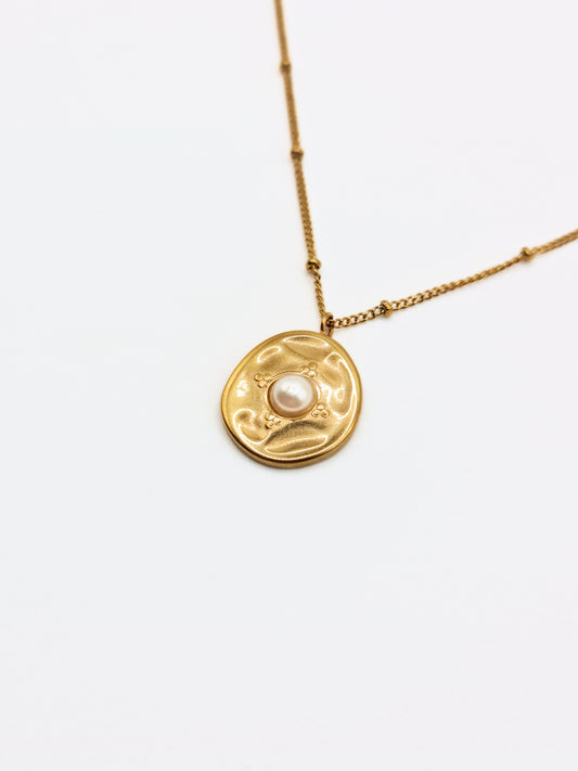 The Talisman Collection 18k Gold Plated Tarnish-Free Pearl Organic Pendant Necklace