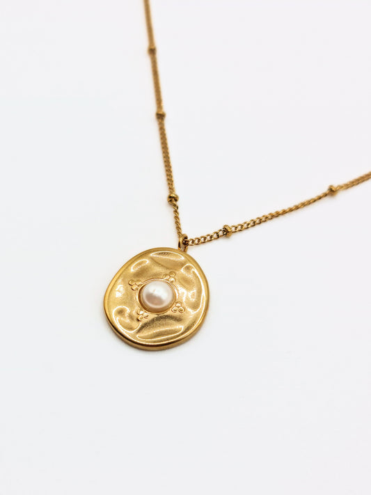The Talisman Collection 18k Gold Plated Tarnish-Free Pearl Organic Pendant Necklace