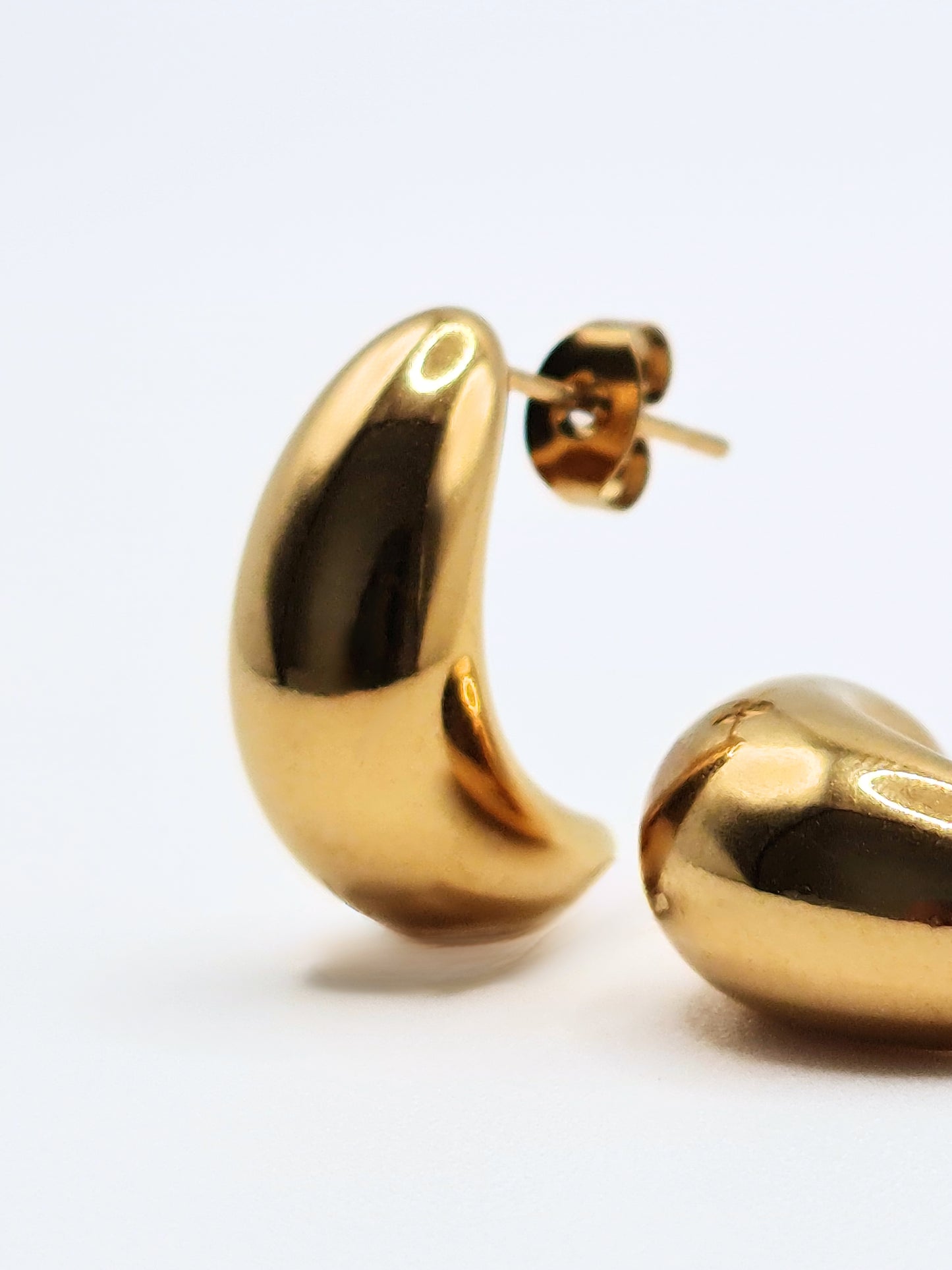 The Teardrop 18k Gold Plated Tarnish-Free Statement Stud Earrings