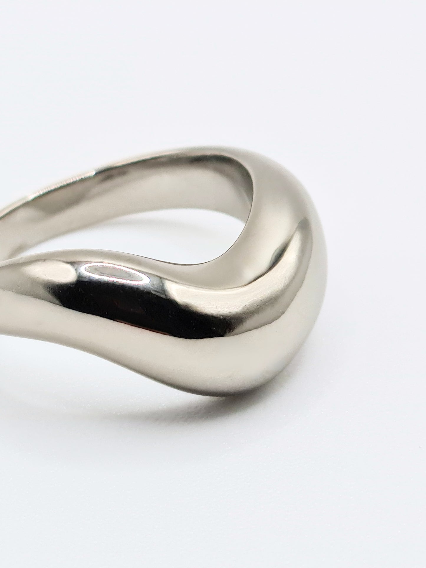 The Galliard Silver Finish Tarnish-Free Lipped Ring