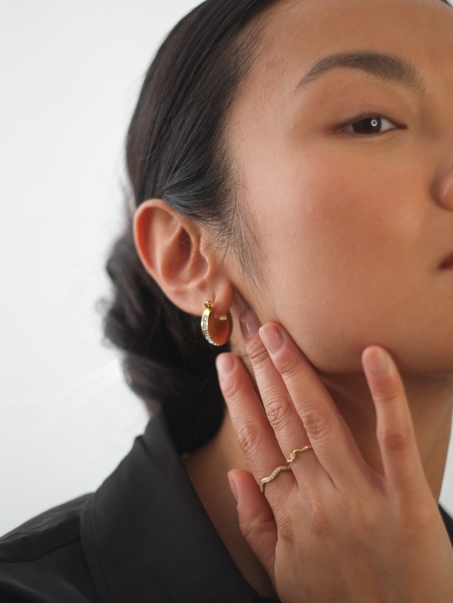 The Waverly 18k Gold Plated Tarnish-Free Fine Crystal Wavy Layering Ring