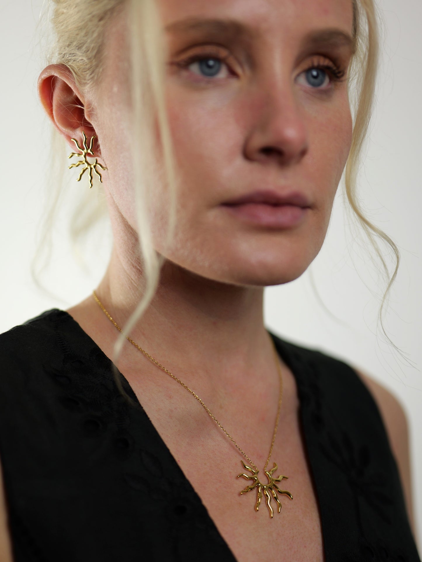 gold-sun-pendant-necklace-summer-stainless-steel-tarnish-free-jewellery-waterproof-ember-and-stone-1