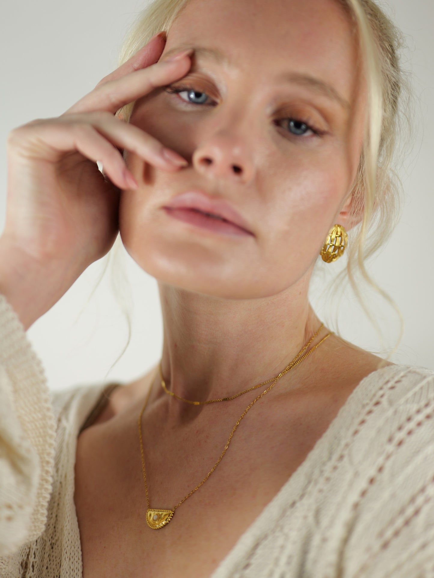 gold-textured-woven-statement-stud-earrings-stainless-steel-tarnish-free-jewellery-waterproof-ember-and-stone-1