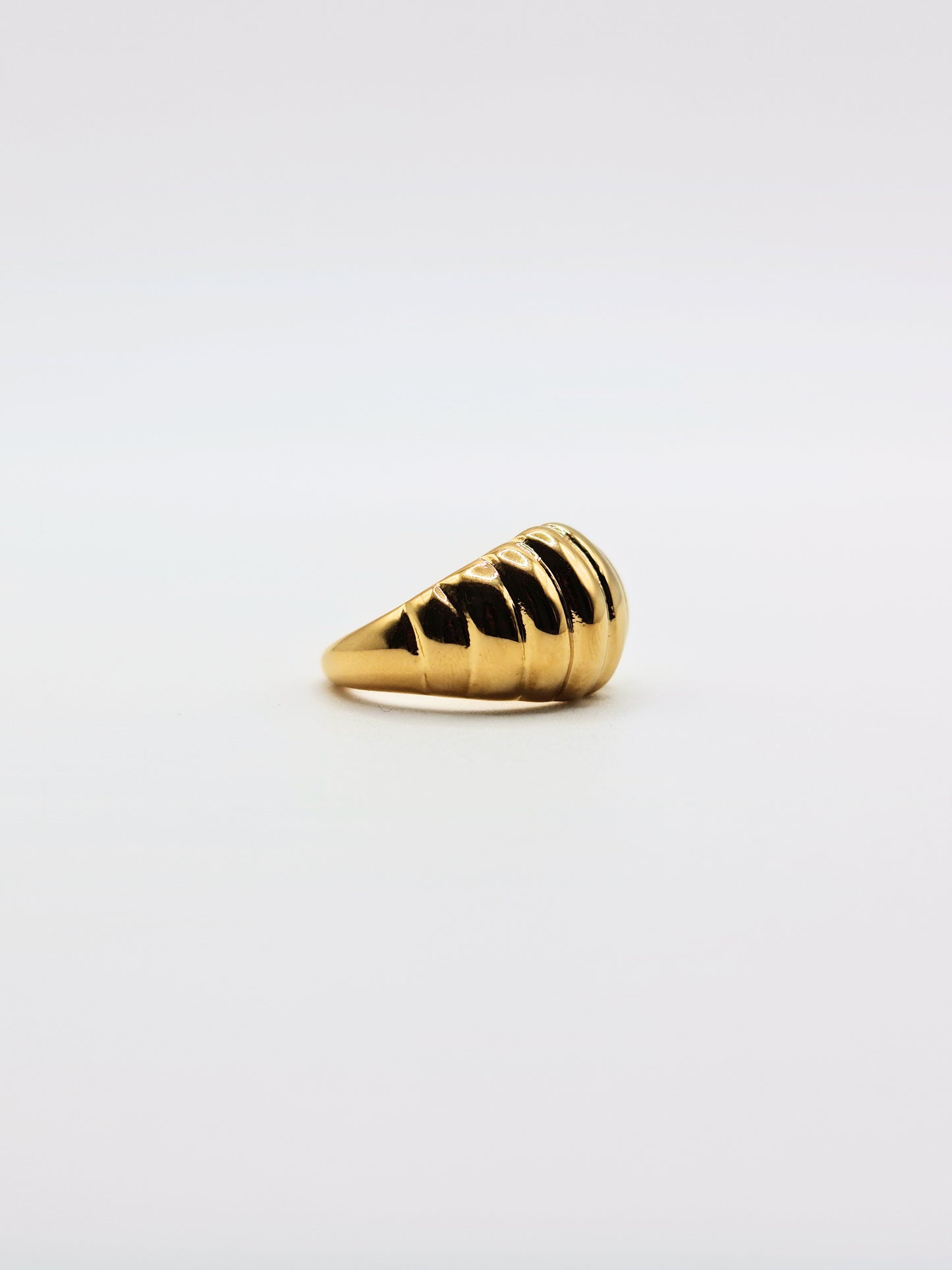 The Pendour 18k Gold Plated Tarnish-Free Ridged Dome Ring