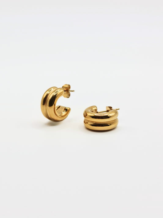 The Barrel 18k Gold Plated Tarnish-Free Ridged Hoop Earrings