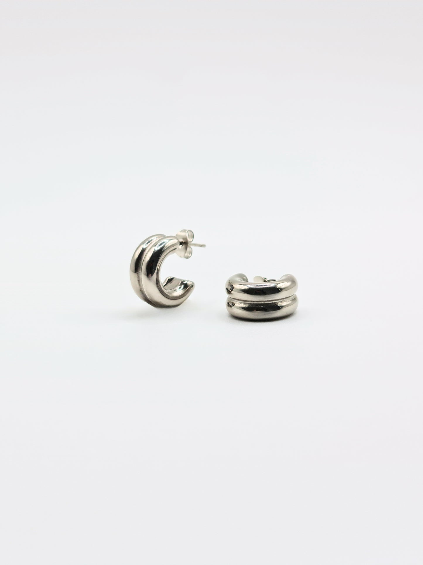 The Barrel Silver Finish Tarnish-Free Ridged Hoop Earrings
