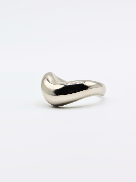 The Galliard Silver Finish Tarnish-Free Lipped Ring