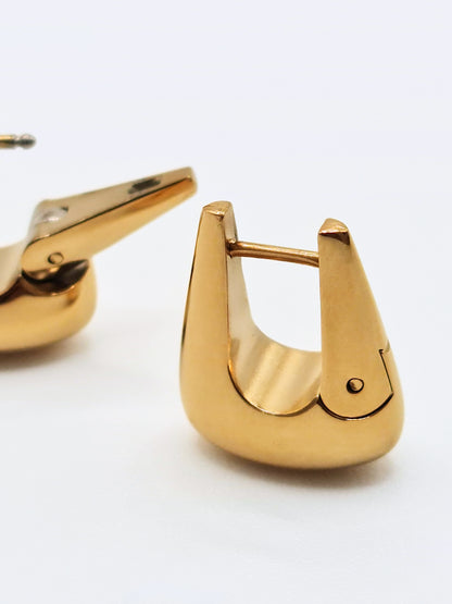 The Tate 18k Gold Plated Tarnish-Free Hinged Triangle Hoop Earrings