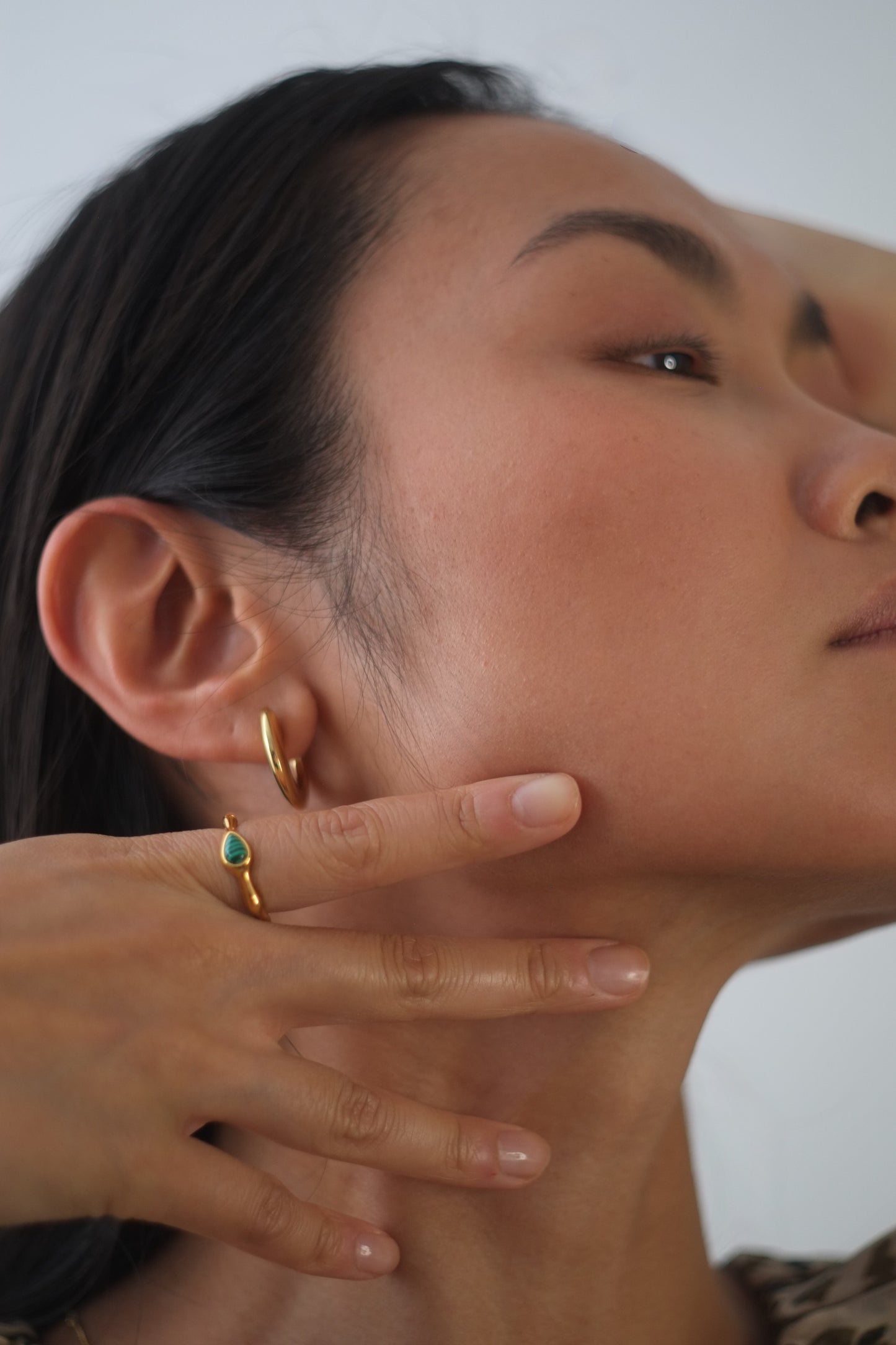 The Talisman Collection 18k Gold Plated Tarnish-Free Malachite Semi-Precious Stone Wavy Layering Ring