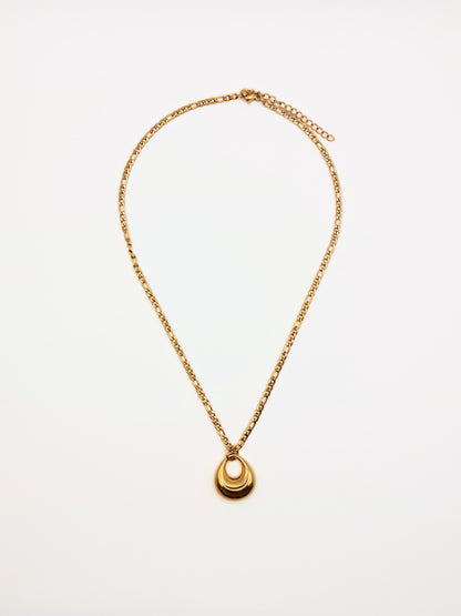 The Phira 18k Gold Plated Tarnish-Free Oval Pendant Necklace