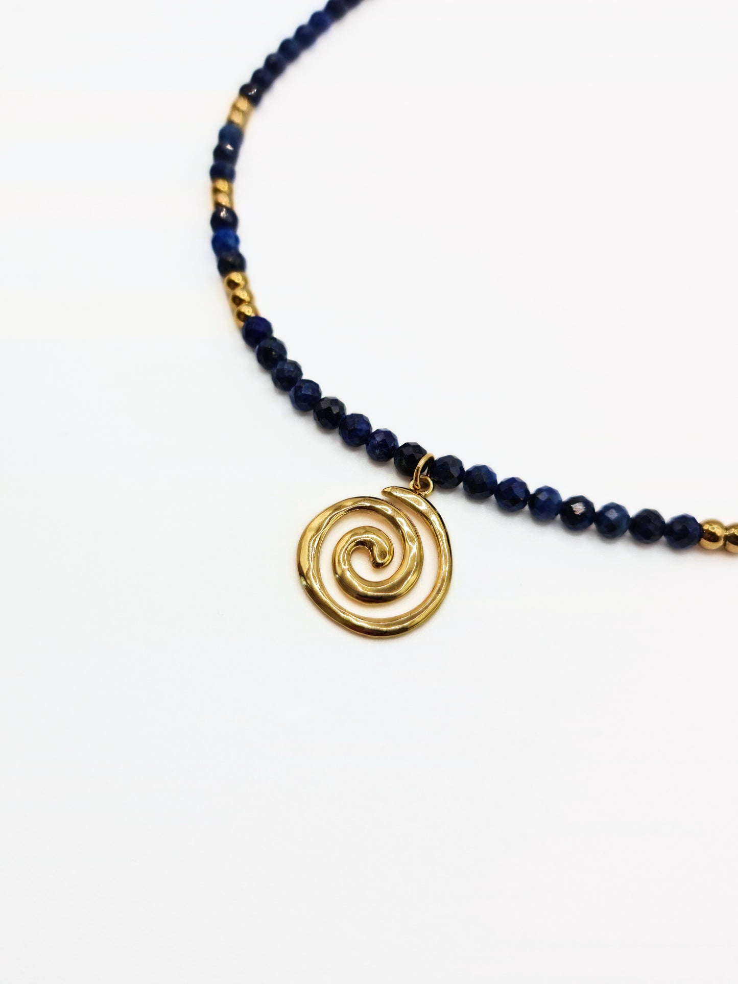 blue-lapis-lazuli-gemstone-natural-stone-semi-prescious-gold-beaded-stainless-steel-tarnish-free-jewellery-waterproof-ember-and-stone-1