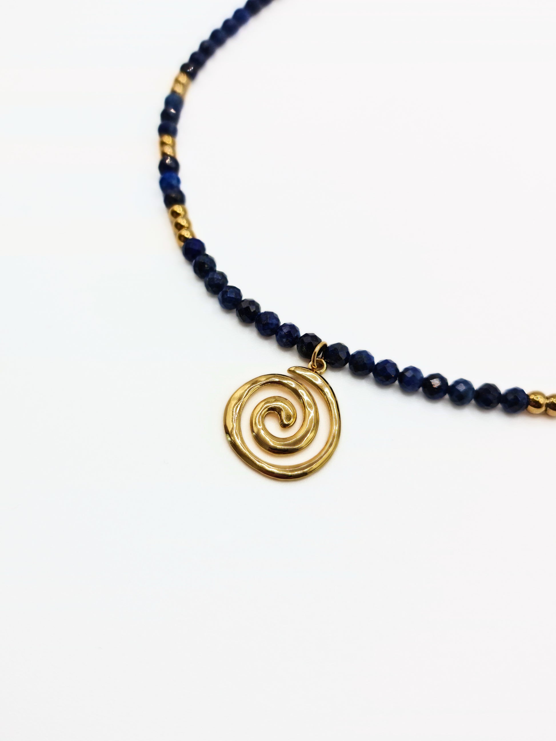 blue-lapis-lazuli-gemstone-natural-stone-semi-prescious-gold-beaded-stainless-steel-tarnish-free-jewellery-waterproof-ember-and-stone-1