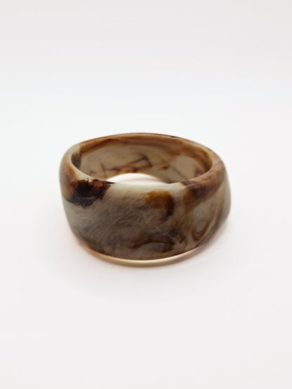 The Amalfi Resin Bangle in Cream Marble