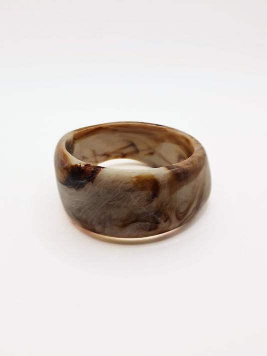 The Amalfi Resin Bangle in Cream Marble