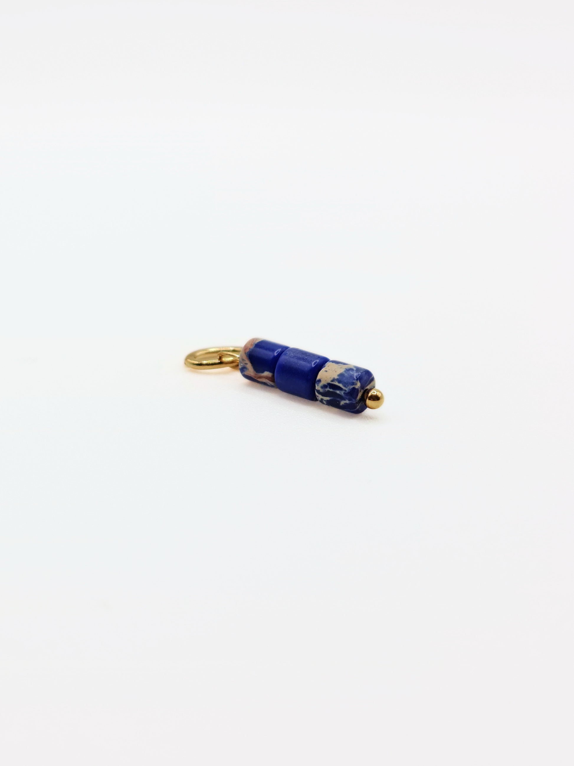 gold-blue-lapis-lazuli-gemstone-natural-semi-prescious-stone-charm-necklace-tarnish-free-jewellery-waterproof-stainless-steel-1