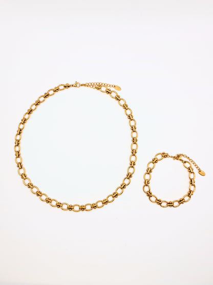gold-chunky-tattoo-chain-necklace-bracelet-matching-set-stainless-steel-tarnish-free-jewellery-waterproof-ember-and-stone-1