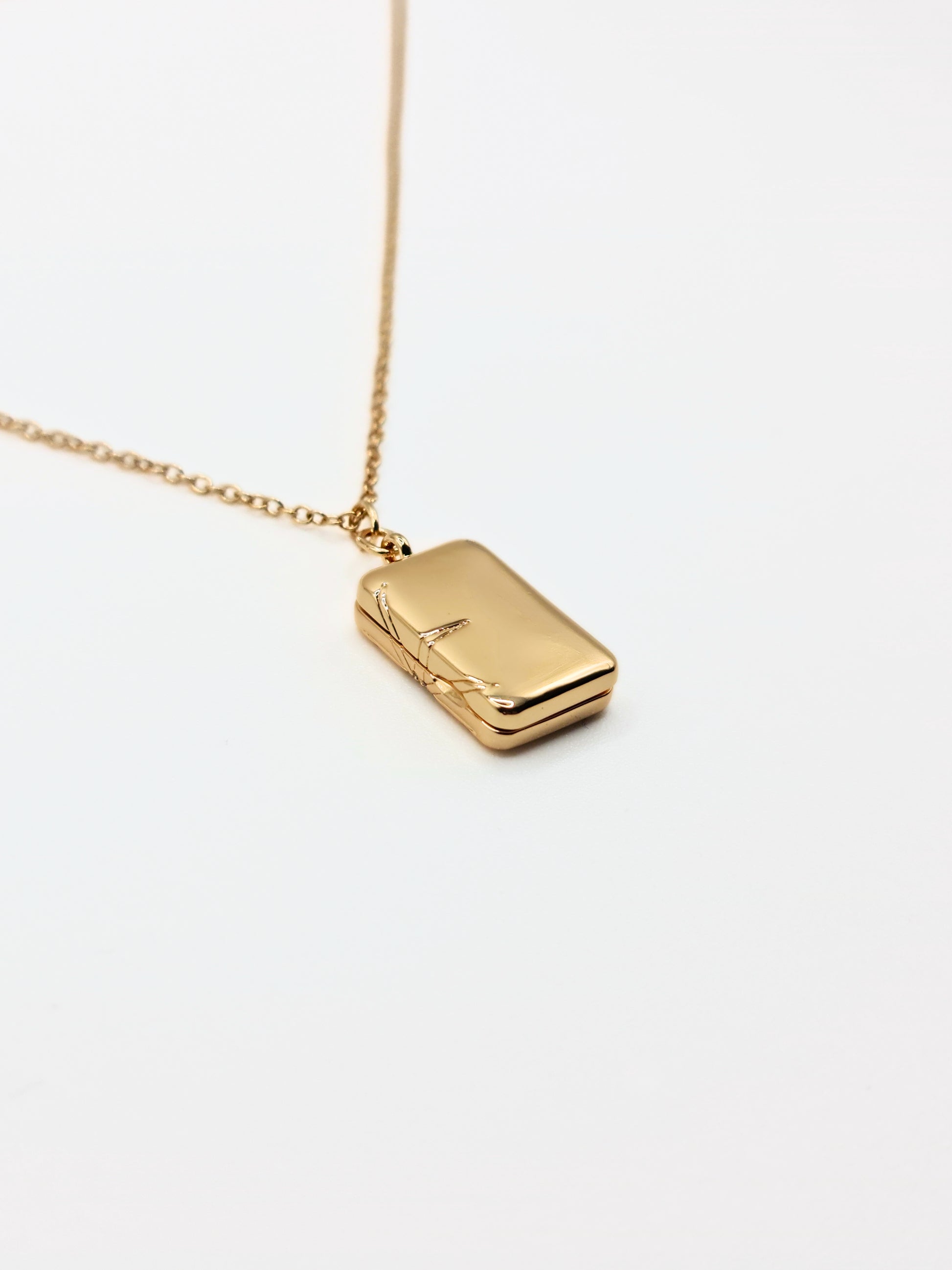 gold-crystal-celestial-star-locket-stainless-steel-tarnish-free-jewellery-waterproof-ember-and-stone-1
