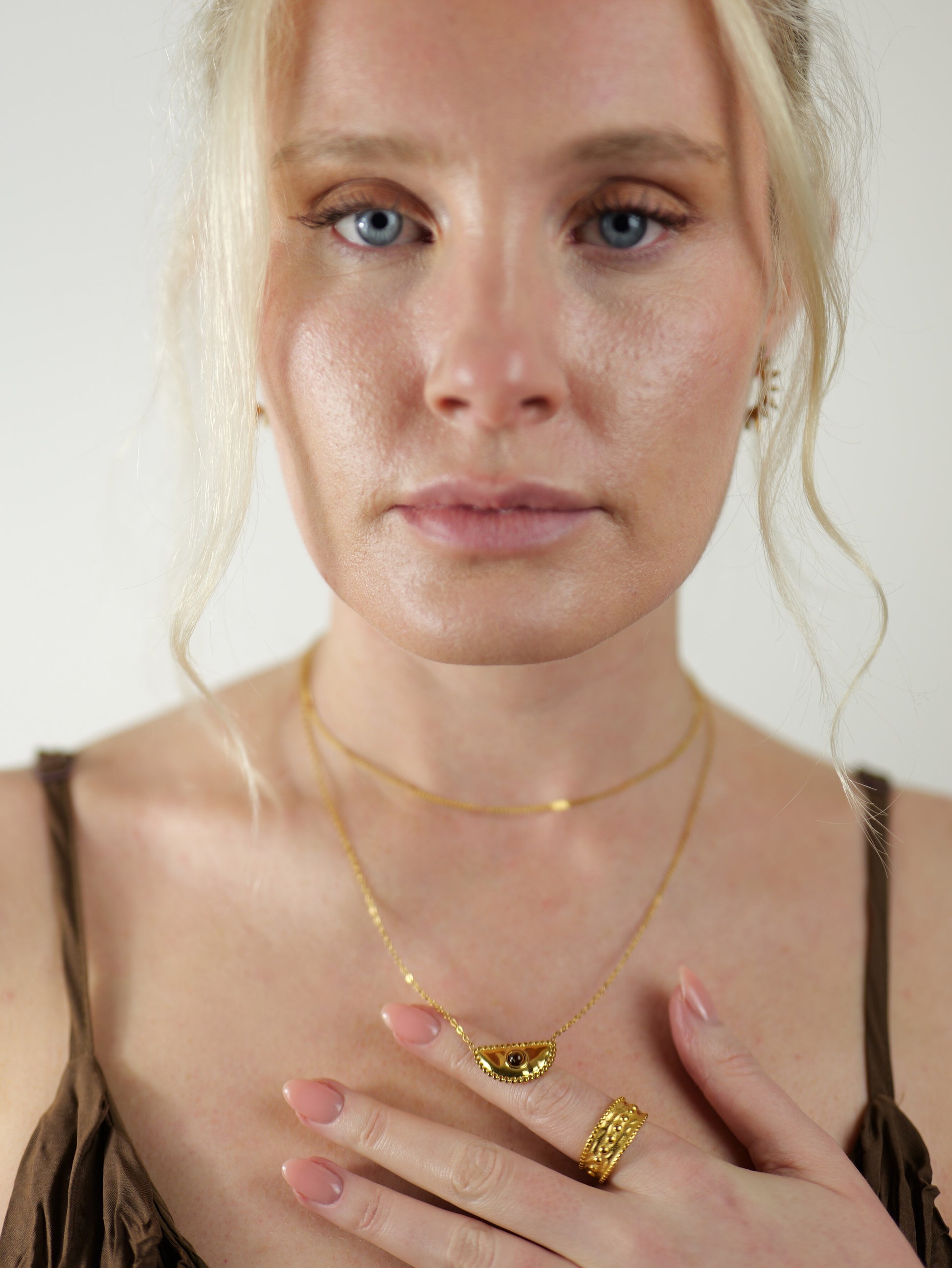 gold-hammered-metal-ethnic-boho-ring-stainless-steel-tarnish-free-jewellery-waterproof-4