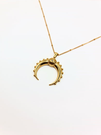 gold-horn-pendant-necklace-boho-stainless-steel-tarnish-free-jewellery-waterproof-ember-and-stone-1