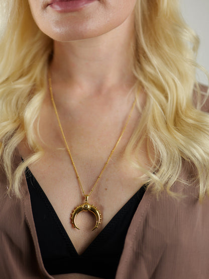 gold-horn-pendant-necklace-boho-stainless-steel-tarnish-free-jewellery-waterproof-ember-and-stone-1