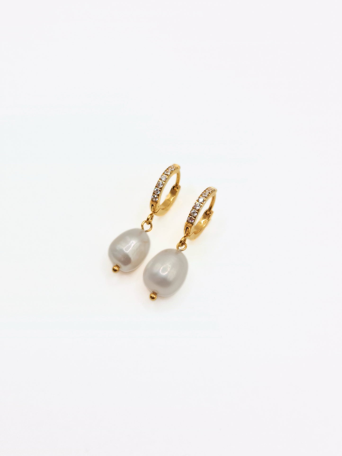 gold-organic-natural-freshwater-pearl-crystal-drop-earrings-stainless-steel-tarnish-free-jewellery-waterproof-ember-and-stone-4