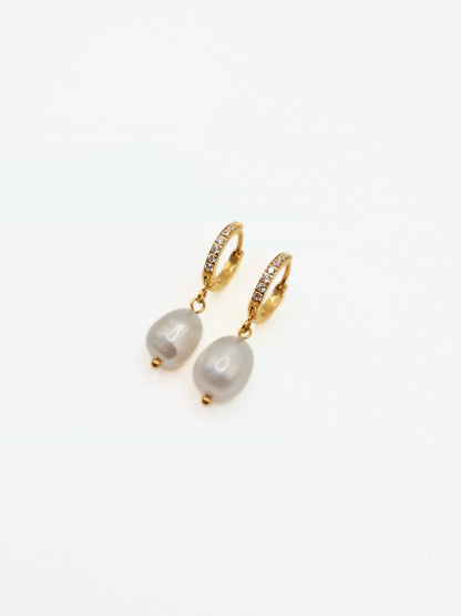 gold-organic-natural-freshwater-pearl-crystal-drop-earrings-stainless-steel-tarnish-free-jewellery-waterproof-ember-and-stone-4