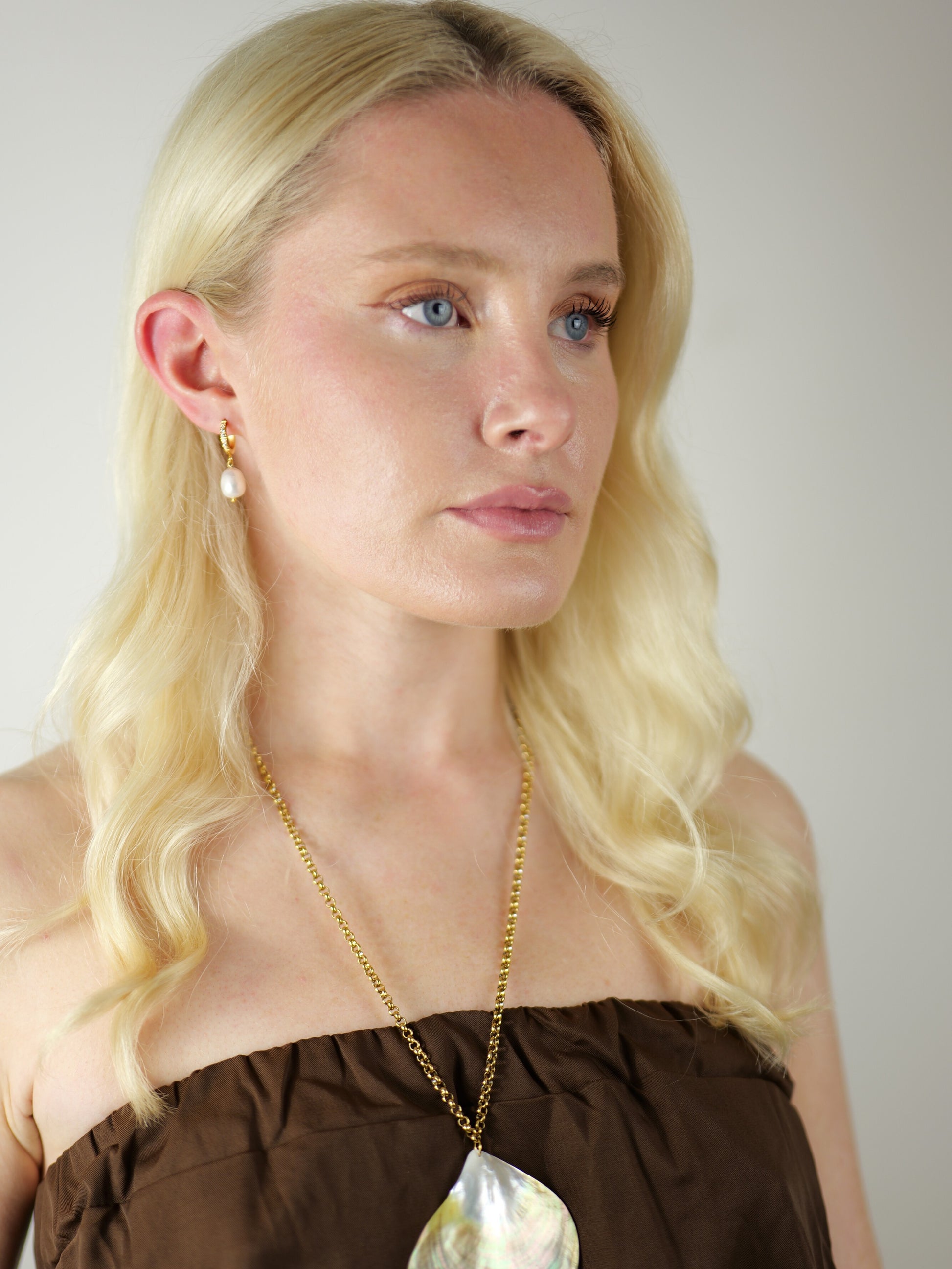 gold-organic-natural-freshwater-pearl-crystal-drop-earrings-stainless-steel-tarnish-free-jewellery-waterproof-ember-and-stone-4
