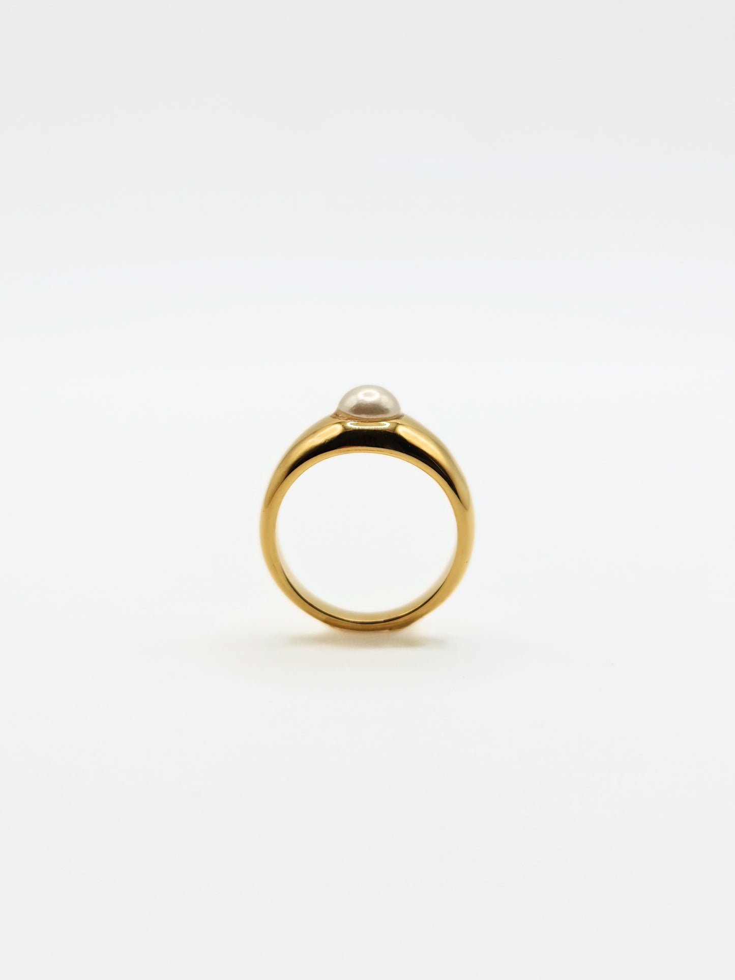 gold-organic-natural-freshwater-real-pearl-ring-stainless-steel-tarnish-free-jewellery-waterproof-ember-and-stone-1