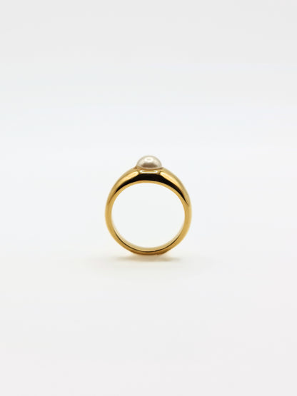 gold-organic-natural-freshwater-real-pearl-ring-stainless-steel-tarnish-free-jewellery-waterproof-ember-and-stone-1