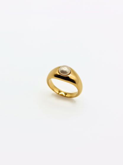 gold-organic-natural-freshwater-real-pearl-ring-stainless-steel-tarnish-free-jewellery-waterproof-ember-and-stone-1