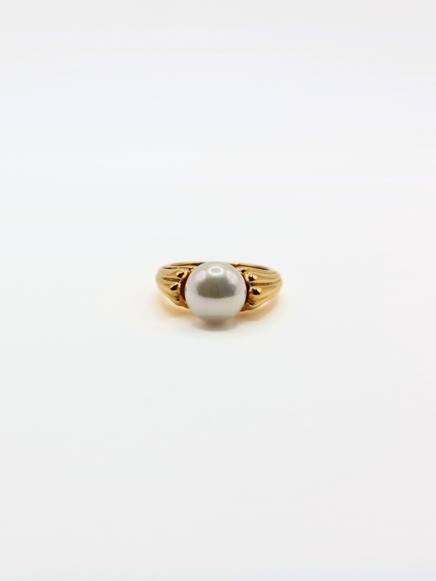 gold-pearl-statement-ring-vintage-stainless-steel-tarnish-free-jewellery-waterproof-ember-and-stone-2