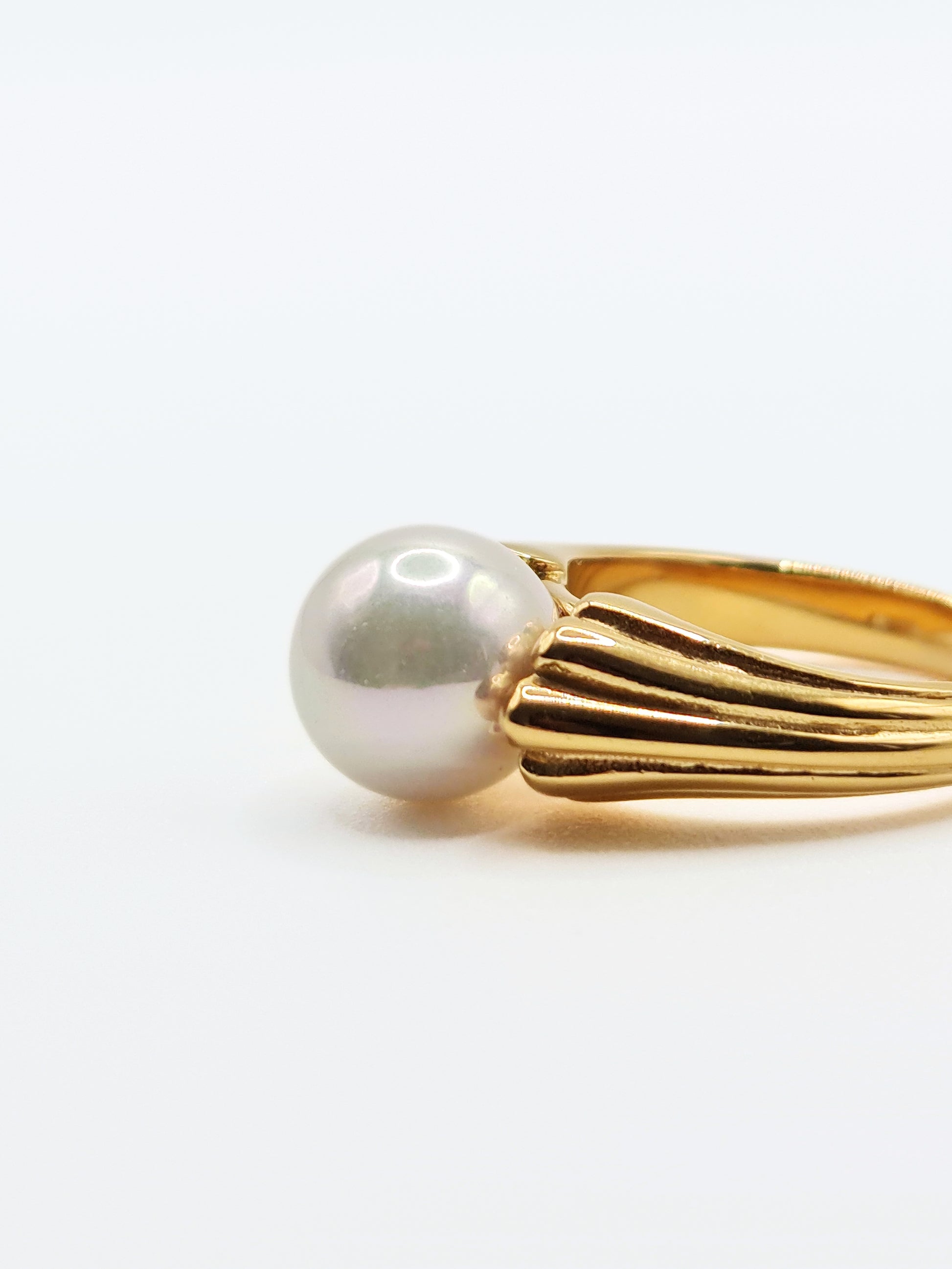 gold-pearl-statement-ring-vintage-stainless-steel-tarnish-free-jewellery-waterproof-ember-and-stone-2