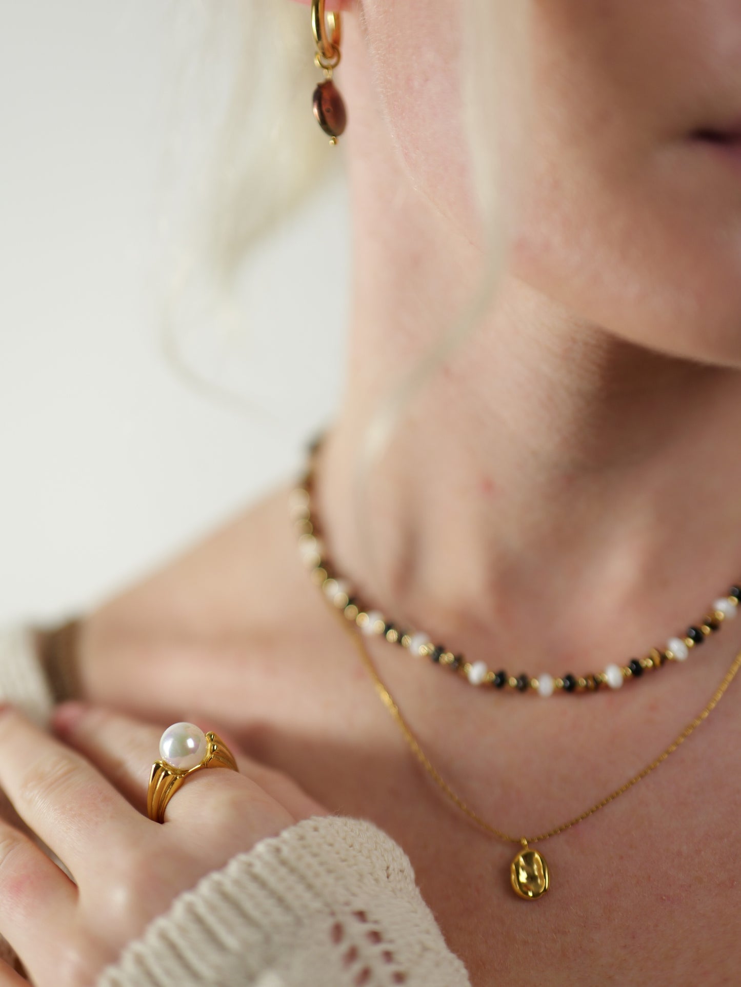 gold-pearl-statement-ring-vintage-stainless-steel-tarnish-free-jewellery-waterproof-ember-and-stone-2