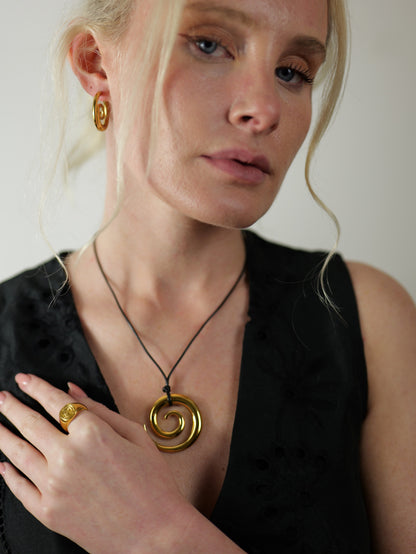 gold-spiral-rope-pendant-necklace-summer-stainless-steel-tarnish-free-jewellery-waterproof-ember-and-stone-2