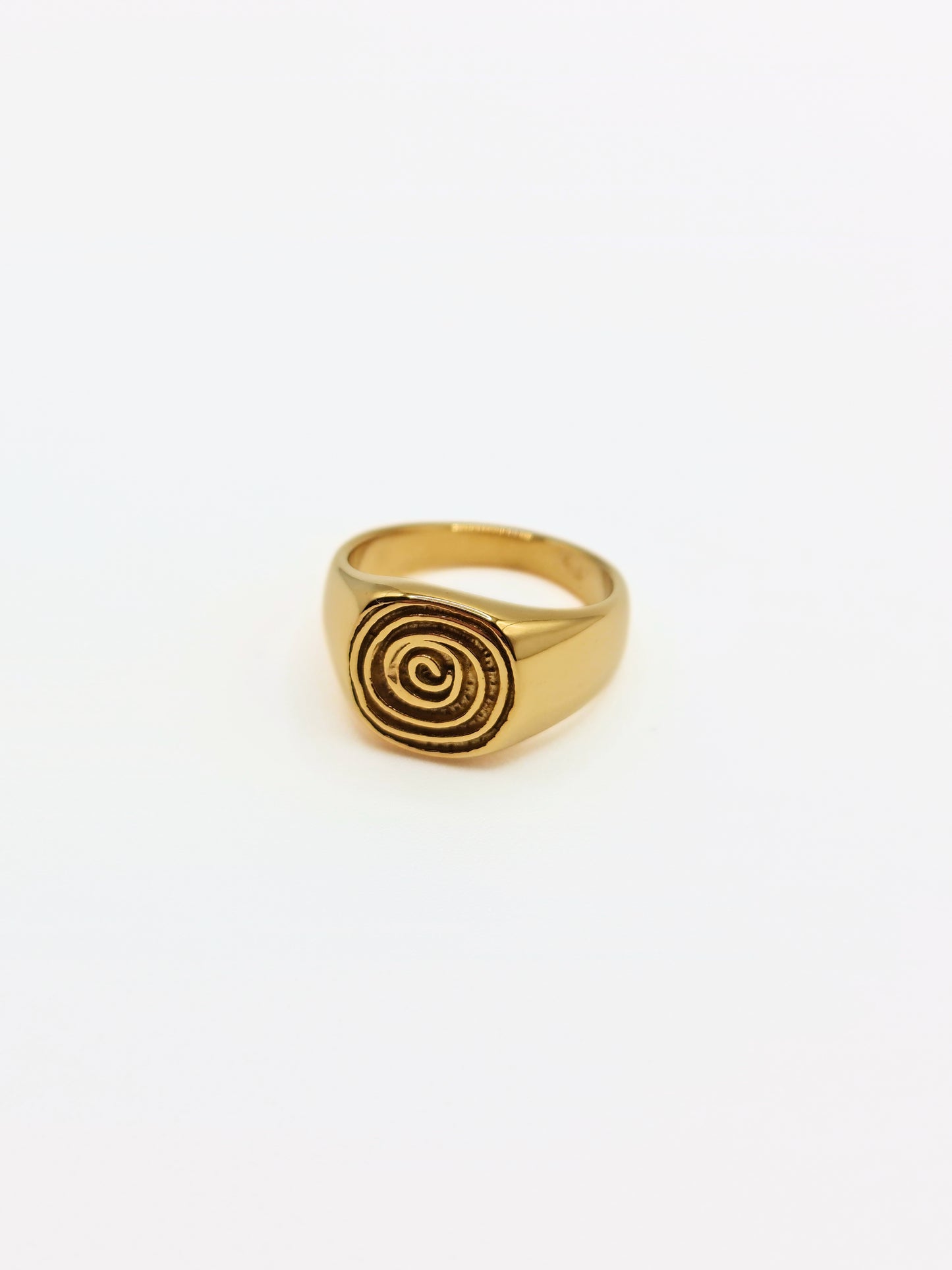 gold-spiral-statement-signet-ring-summer-stainless-steel-tarnish-free-jewellery-waterproof-ember-and-stone-3