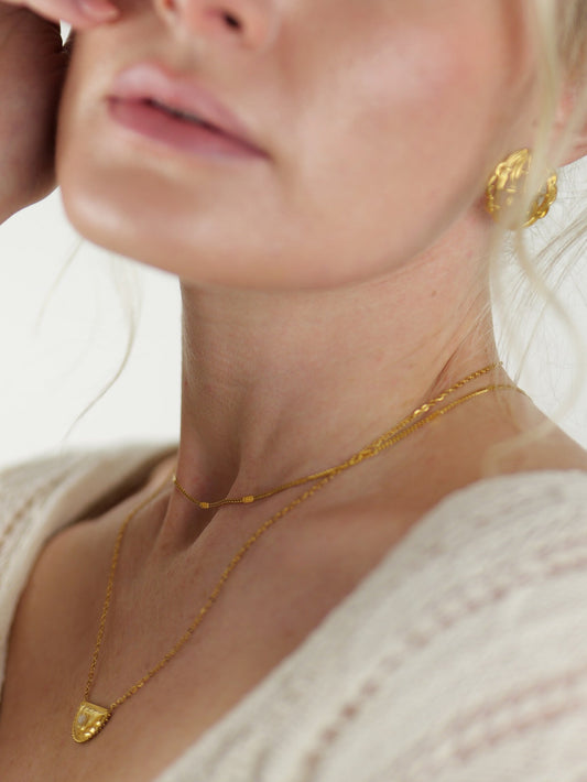 The Cassis 18k Gold Plated Twist Fine Chain Necklace- Waterproof & Tarnish-Free