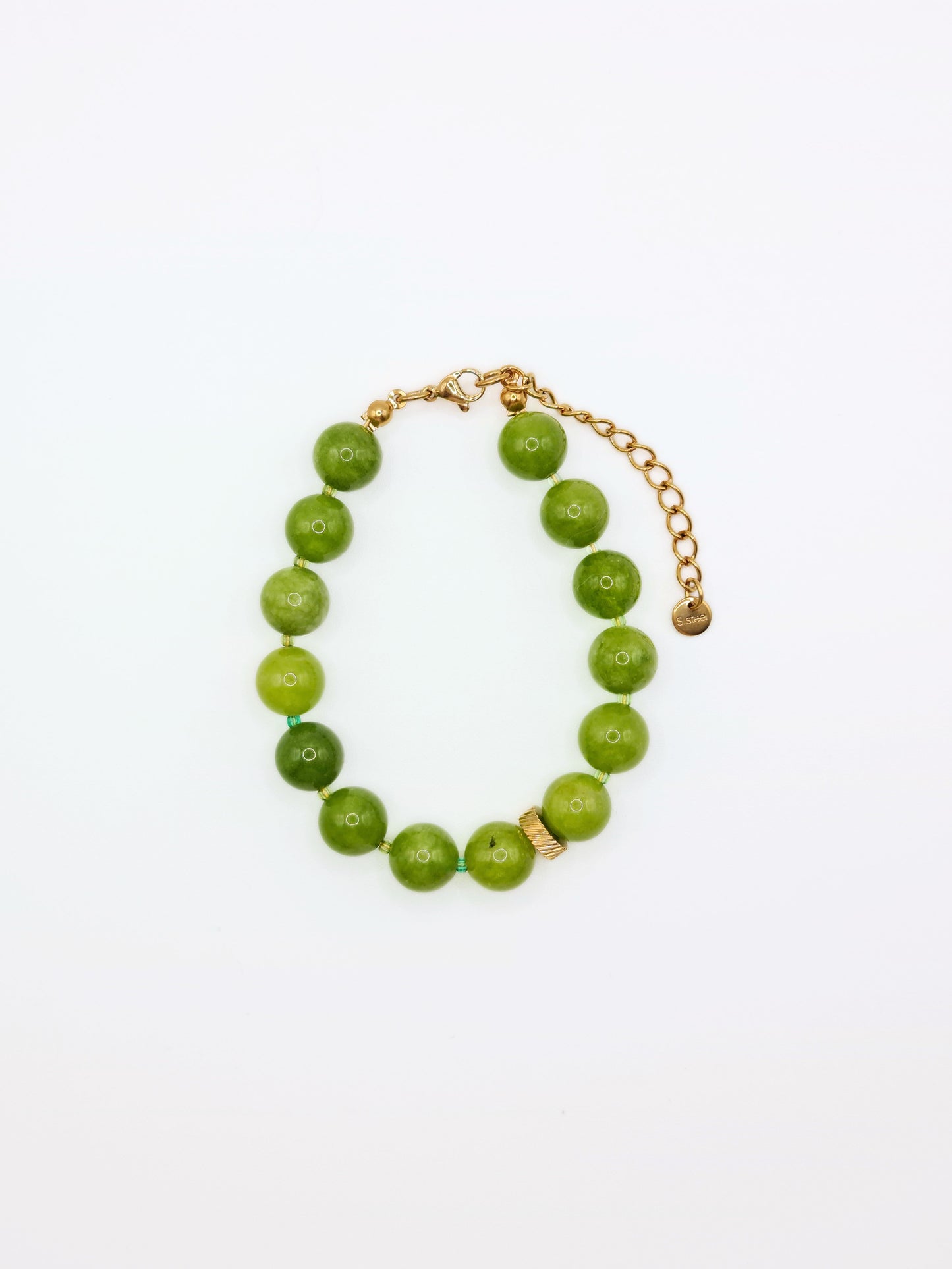 green-agate-gemstone-natural-stone-semi-precious-beaded-bracelet-stainless-steel-tarnish-free-jewellery-waterproof-ember-and-stone-1