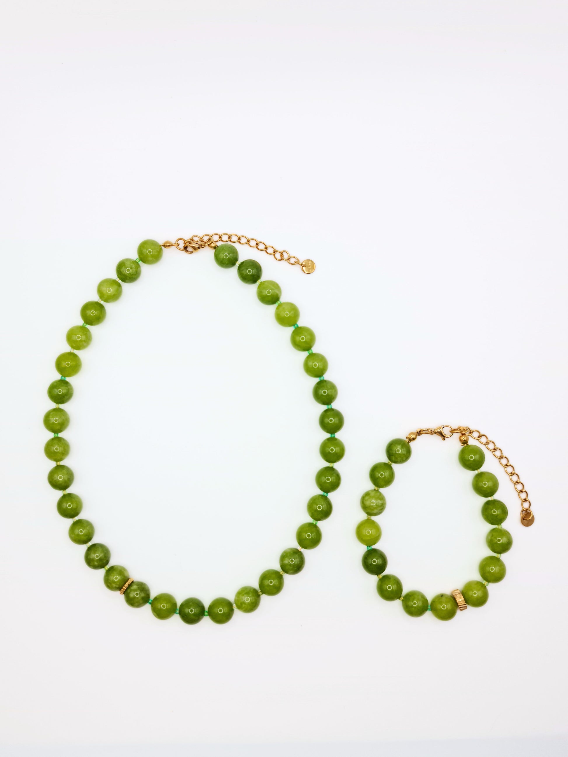 green agate gemstone natural stone semi-precious beaded necklace stainless steel tarnish free jewellery waterproof ember and stone 1