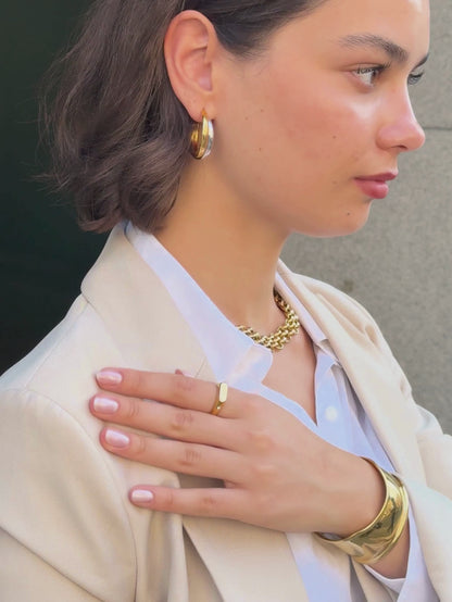 The Addison 18k Gold Plated Tarnish-Free Crystal Side Signet Ring