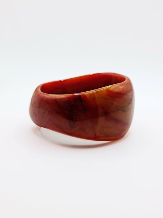 The Amalfi Resin Bangle in Red Mist