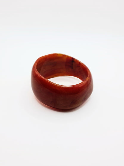 The Amalfi Resin Bangle in Red Mist