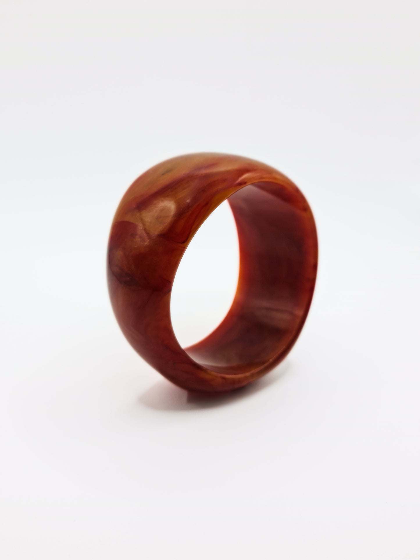 The Amalfi Resin Bangle in Red Mist