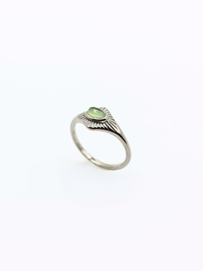 silver-cateseye-gemstone-natural-stone-semi-precious-stacking-ring-vintage-stainless-steel-tarnish-free-jewellery-waterproof-ember-and-stone-1
