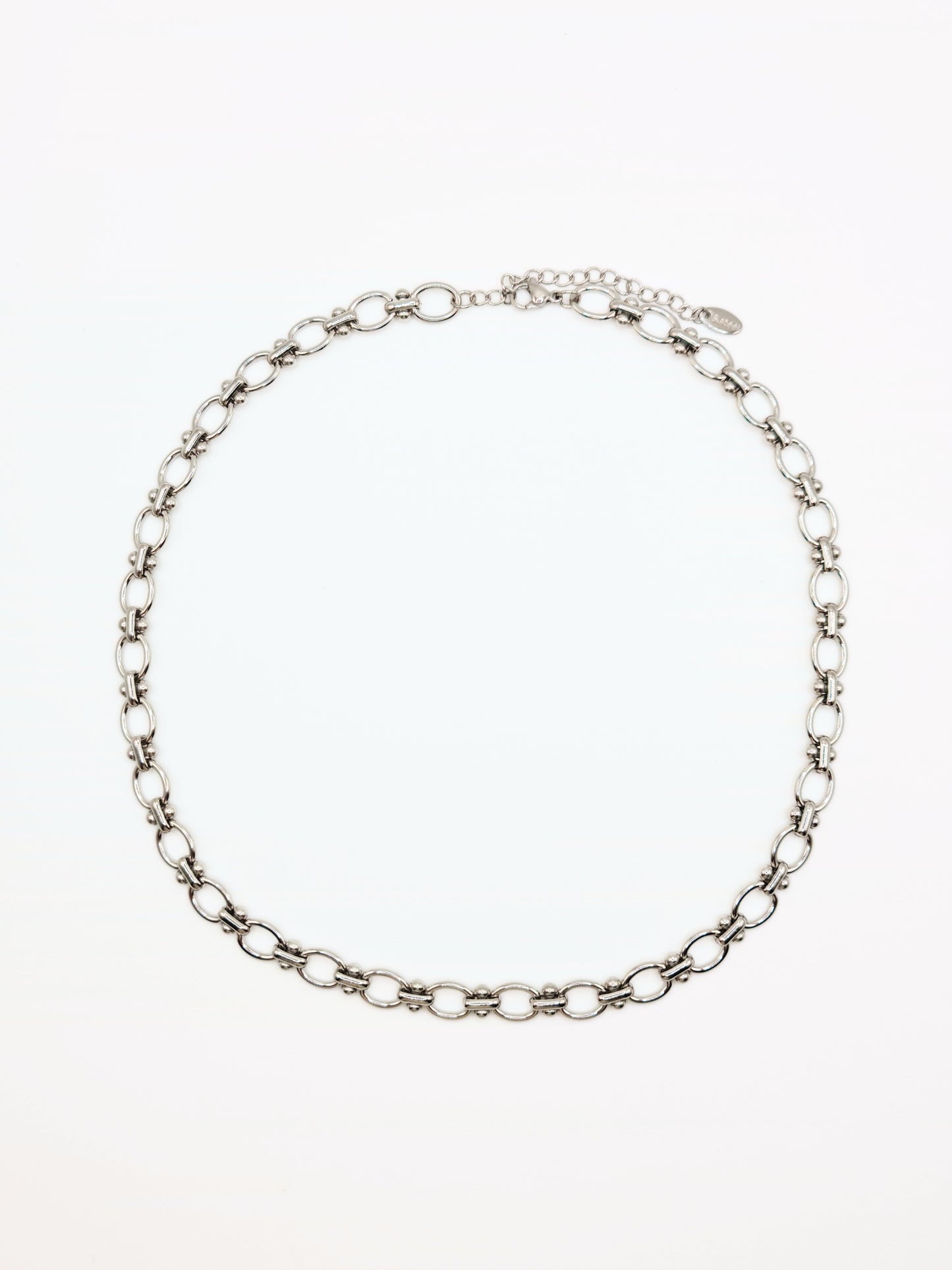 silver-chunky-tattoo-chain-necklace-bracelet-matching-set-stainless-steel-tarnish-free-jewellery-waterproof-ember-and-stone-2_ae7d9e88-1bd9-4f82-9cc0-214d606ff10a