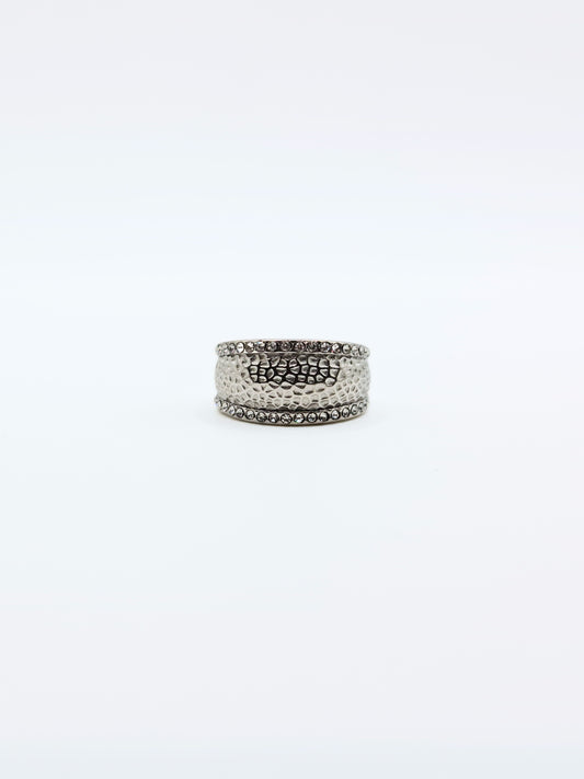 silver-crystal-hammered-ethnic-boho-stainless-steel-tarnish-free-jewellery-waterproof-ember-and-stone-3